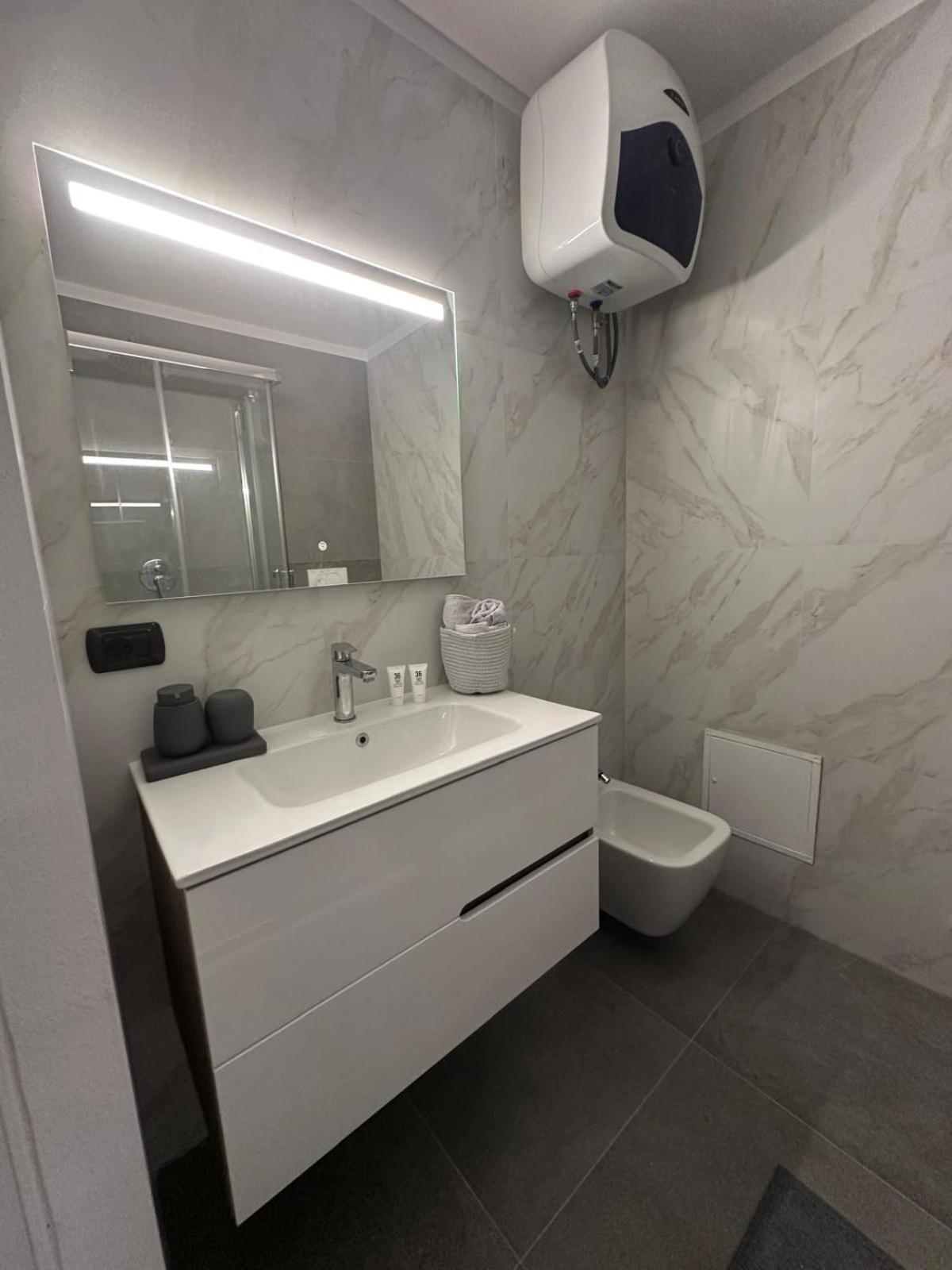 Monolocale Ovidio Aparthotel Milan Luaran gambar
